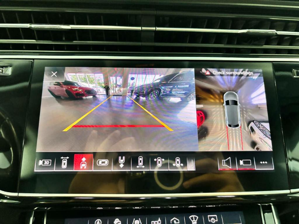 2019 Audi Q8 Image 33