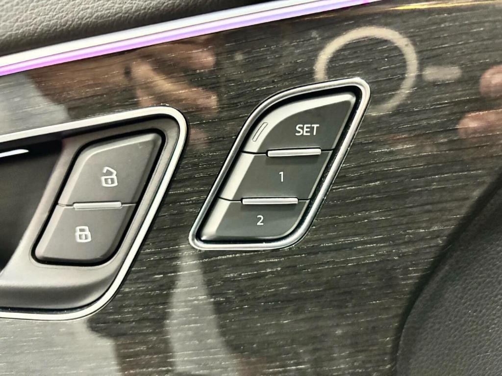 2019 Audi Q8 Image 43