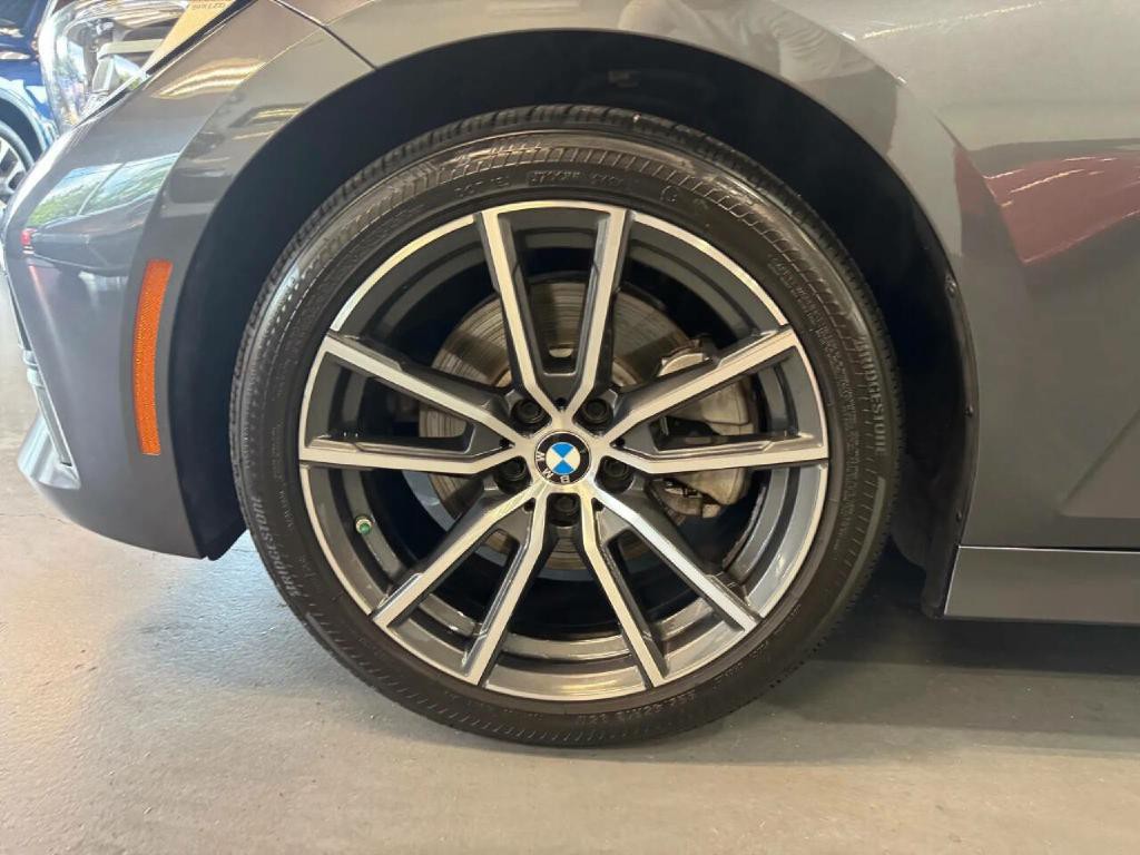 2020 BMW 3 Series Image 24