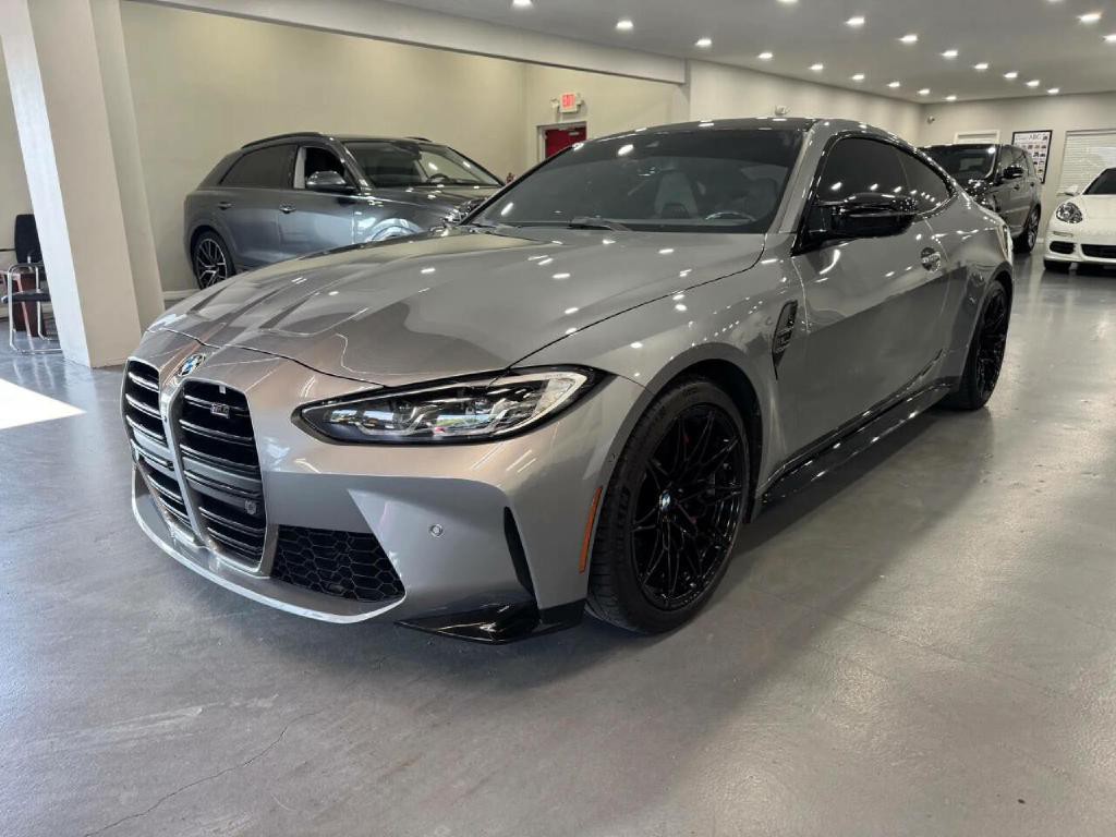 2024 BMW M4 Image 3