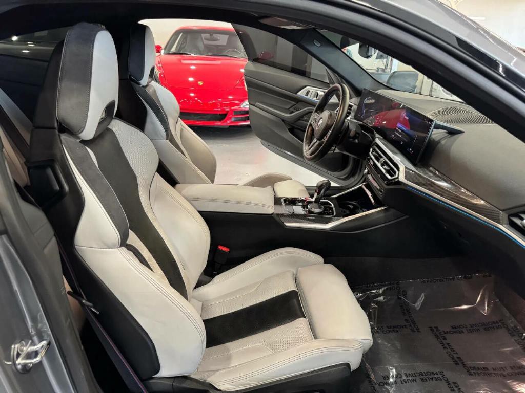 2024 BMW M4 Image 19