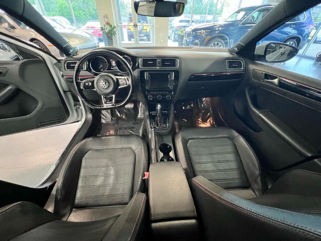2017 Volkswagen Jetta Image 14