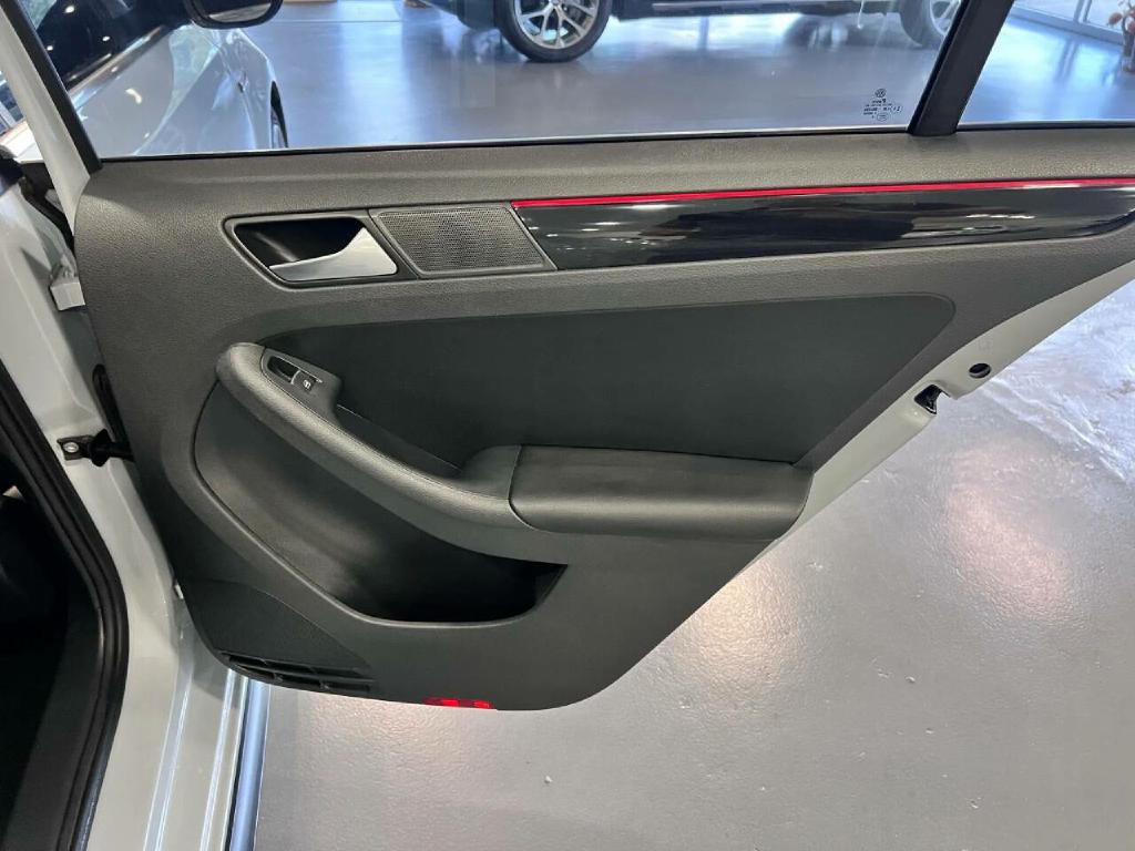 2017 Volkswagen Jetta Image 22