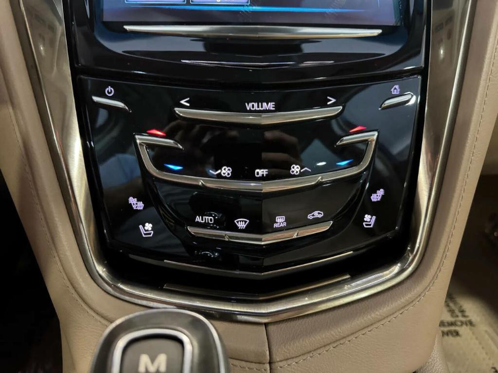 2016 Cadillac CTS Image 12