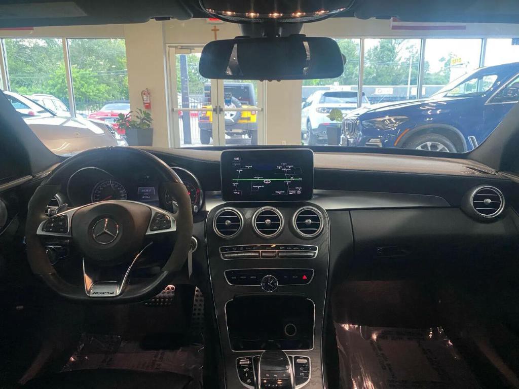 2017 Mercedes-Benz C-Class Image 8