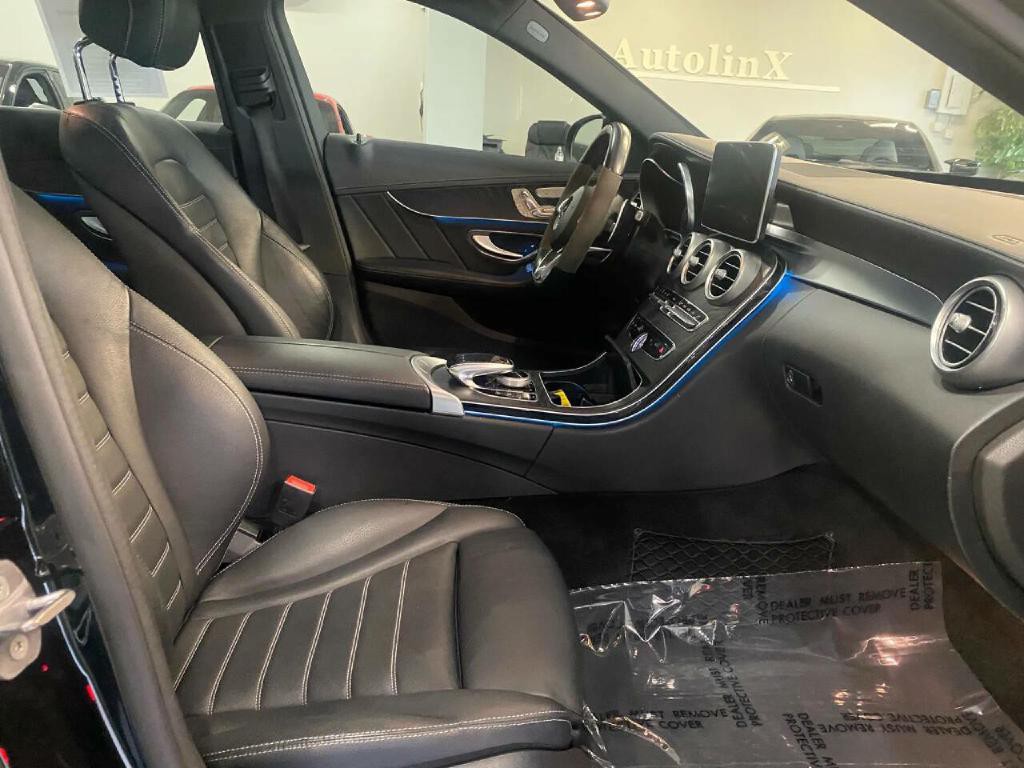 2017 Mercedes-Benz C-Class Image 16