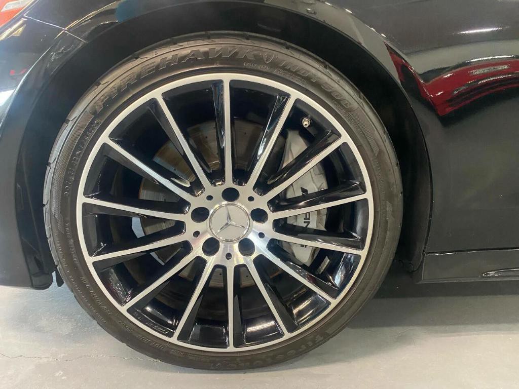 2017 Mercedes-Benz C-Class Image 22