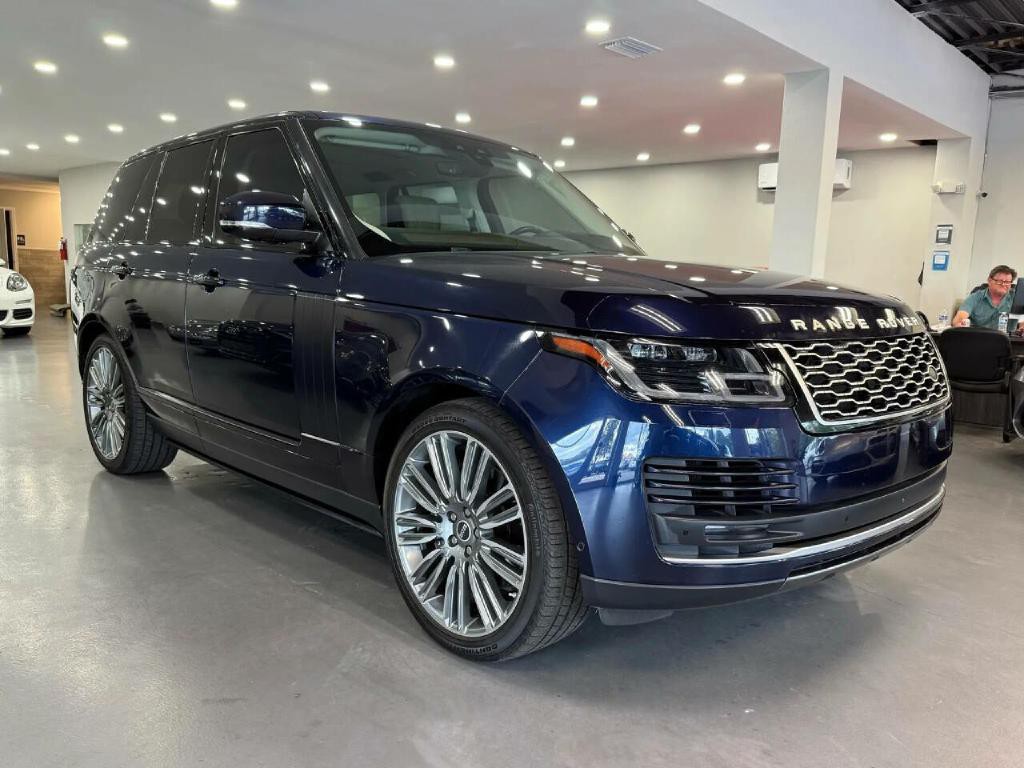 2018 Land Rover Range Rover Image 1