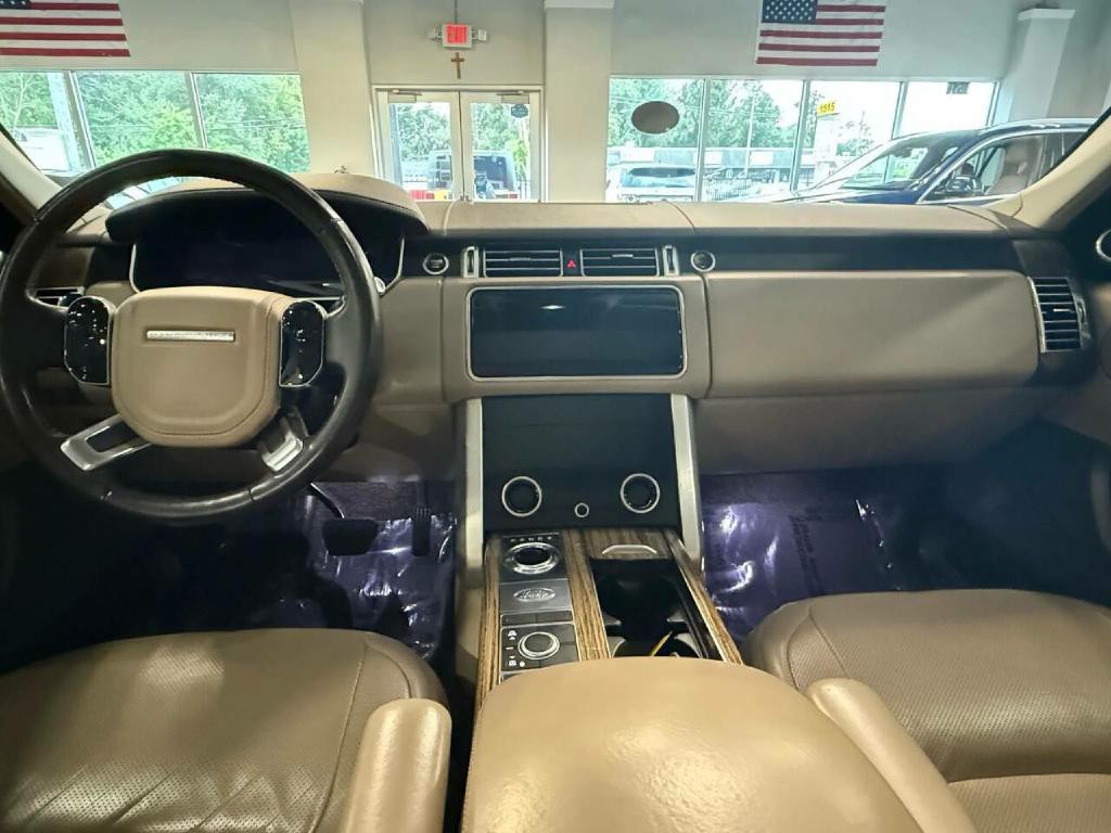 2018 Land Rover Range Rover Image 8