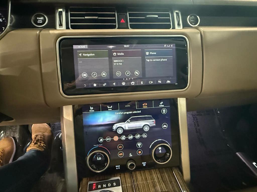 2018 Land Rover Range Rover Image 12