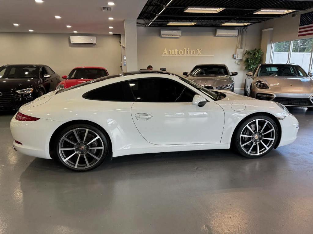 2014 Porsche 911 Image 8