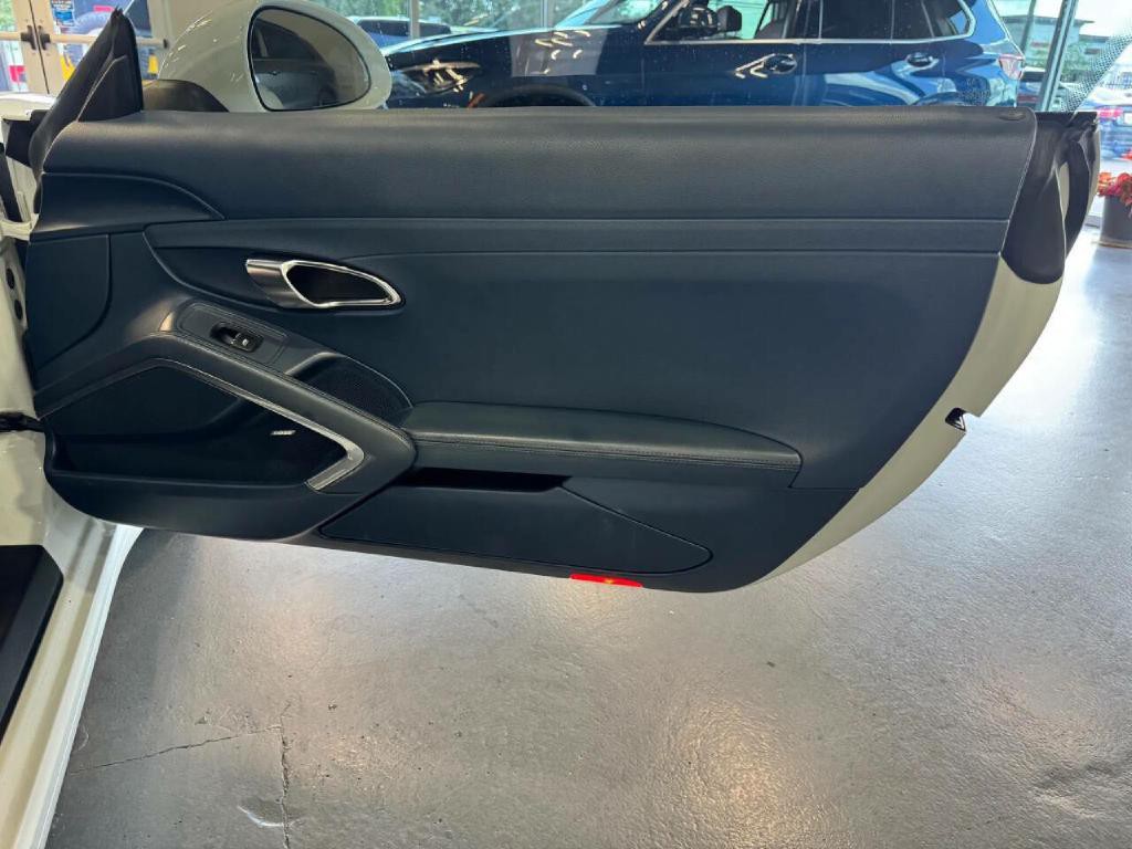 2014 Porsche 911 Image 19