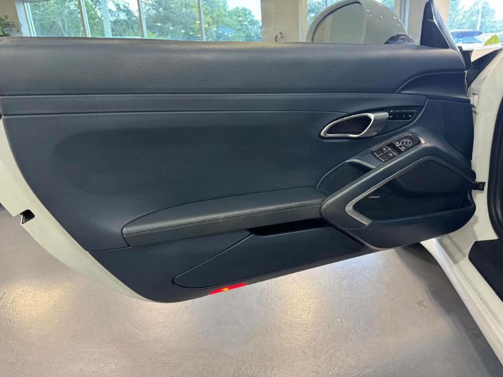 2014 Porsche 911 Image 20