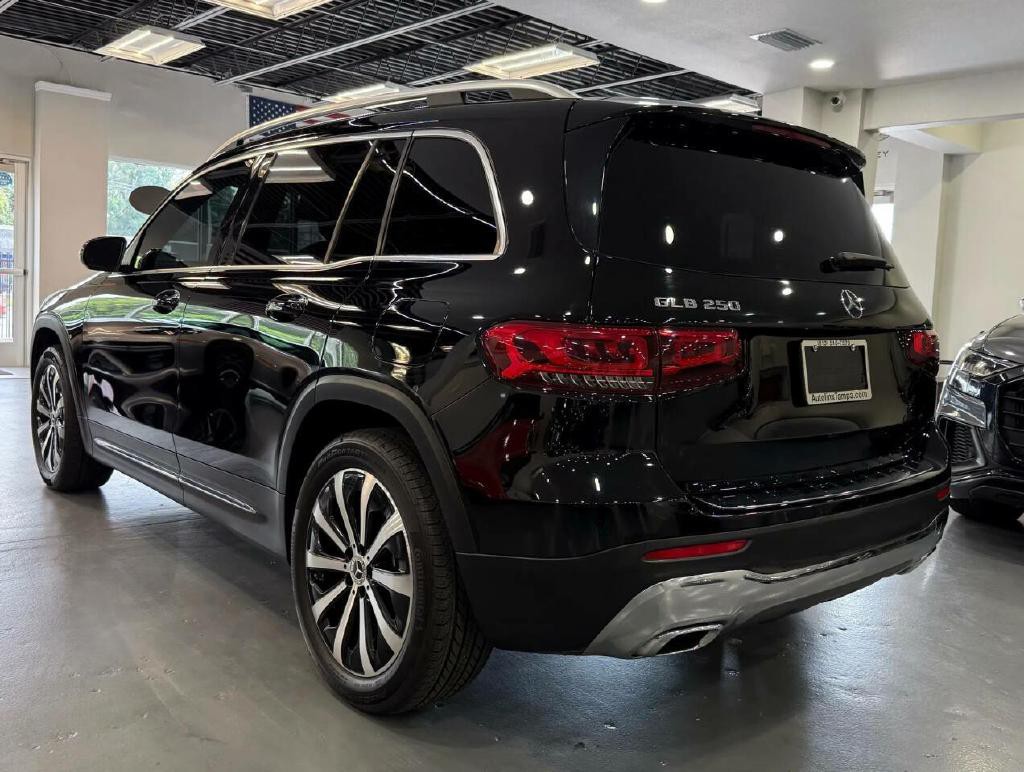 2022 Mercedes-Benz GLB Image 4