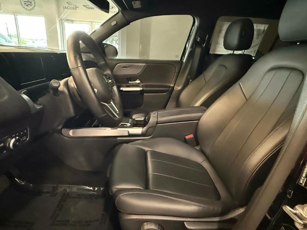 2022 Mercedes-Benz GLB Image 19