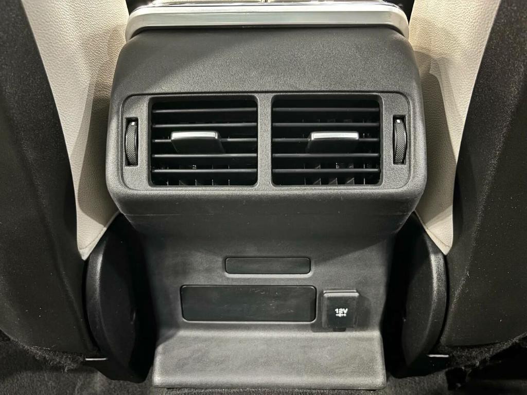 2019 Land Rover Range Rover Image 18