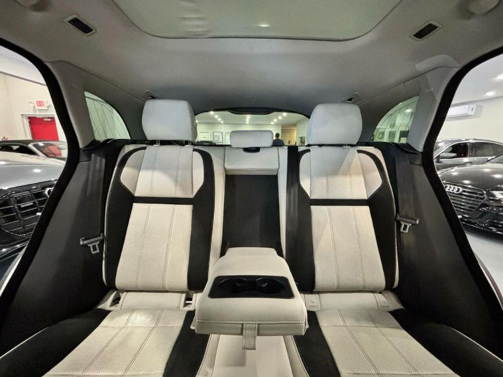 2019 Land Rover Range Rover Image 19