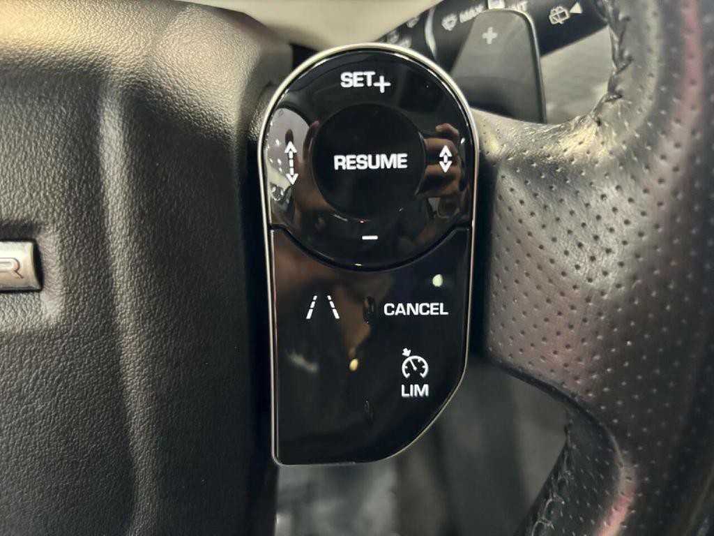 2019 Land Rover Range Rover Image 30