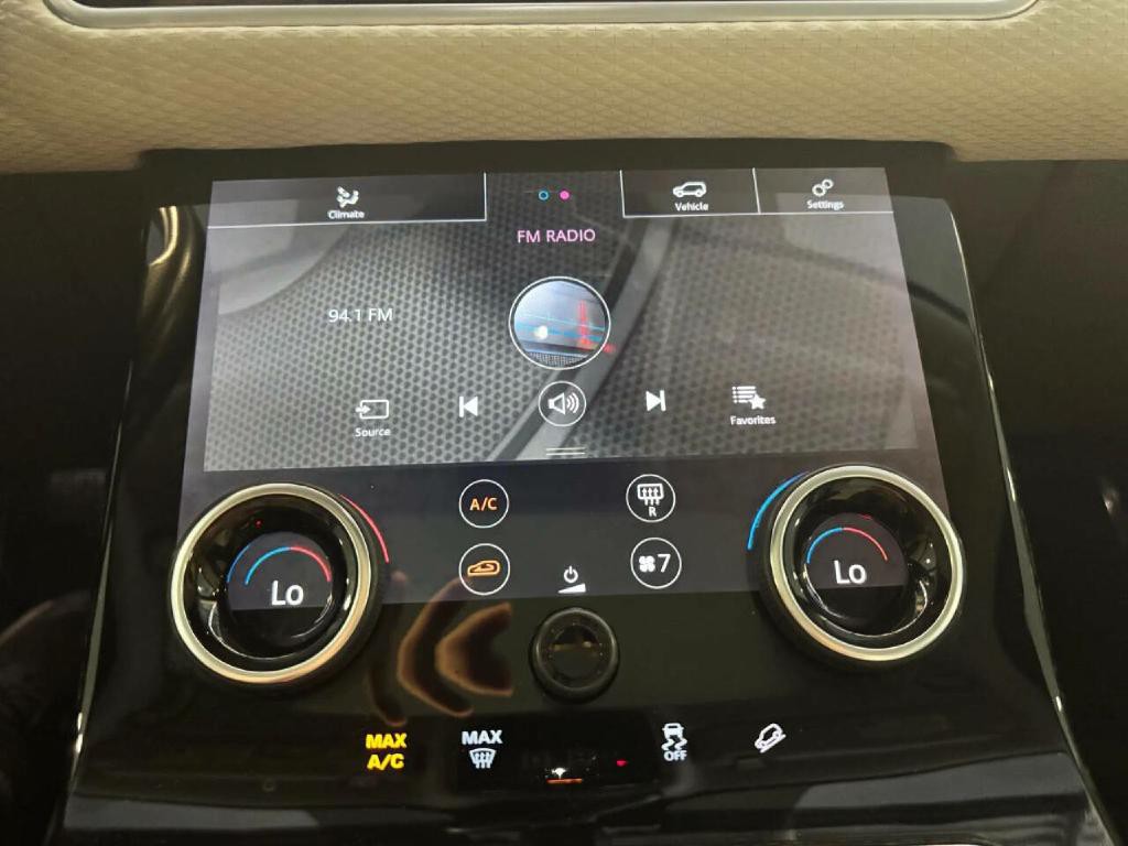 2019 Land Rover Range Rover Image 35