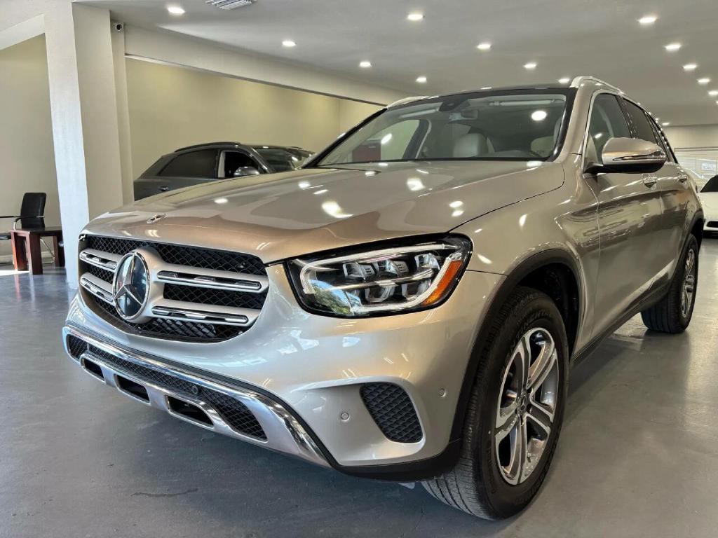 2021 Mercedes-Benz GLC-Class Image 3