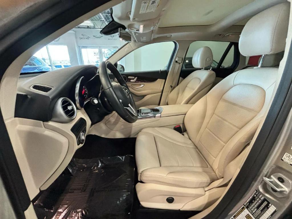 2021 Mercedes-Benz GLC-Class Image 9