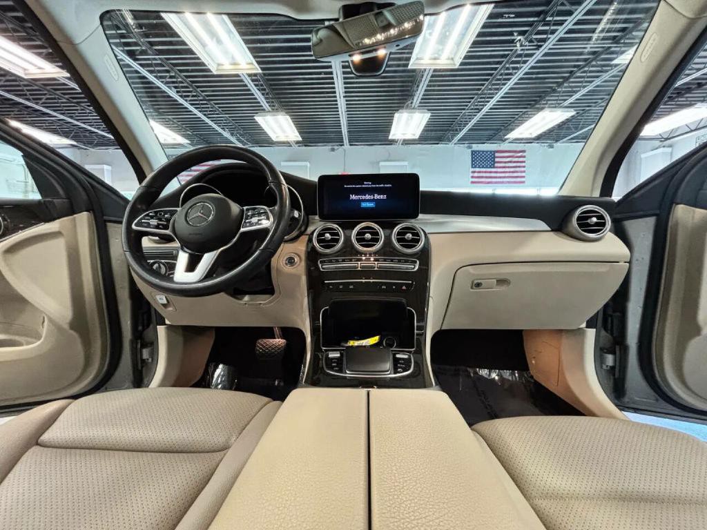2021 Mercedes-Benz GLC-Class Image 21