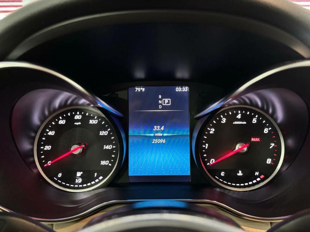 2021 Mercedes-Benz GLC-Class Image 28