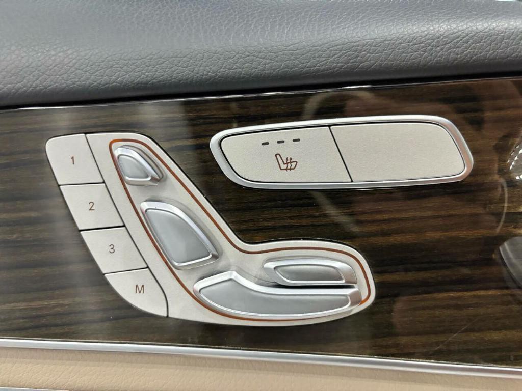 2021 Mercedes-Benz GLC-Class Image 34