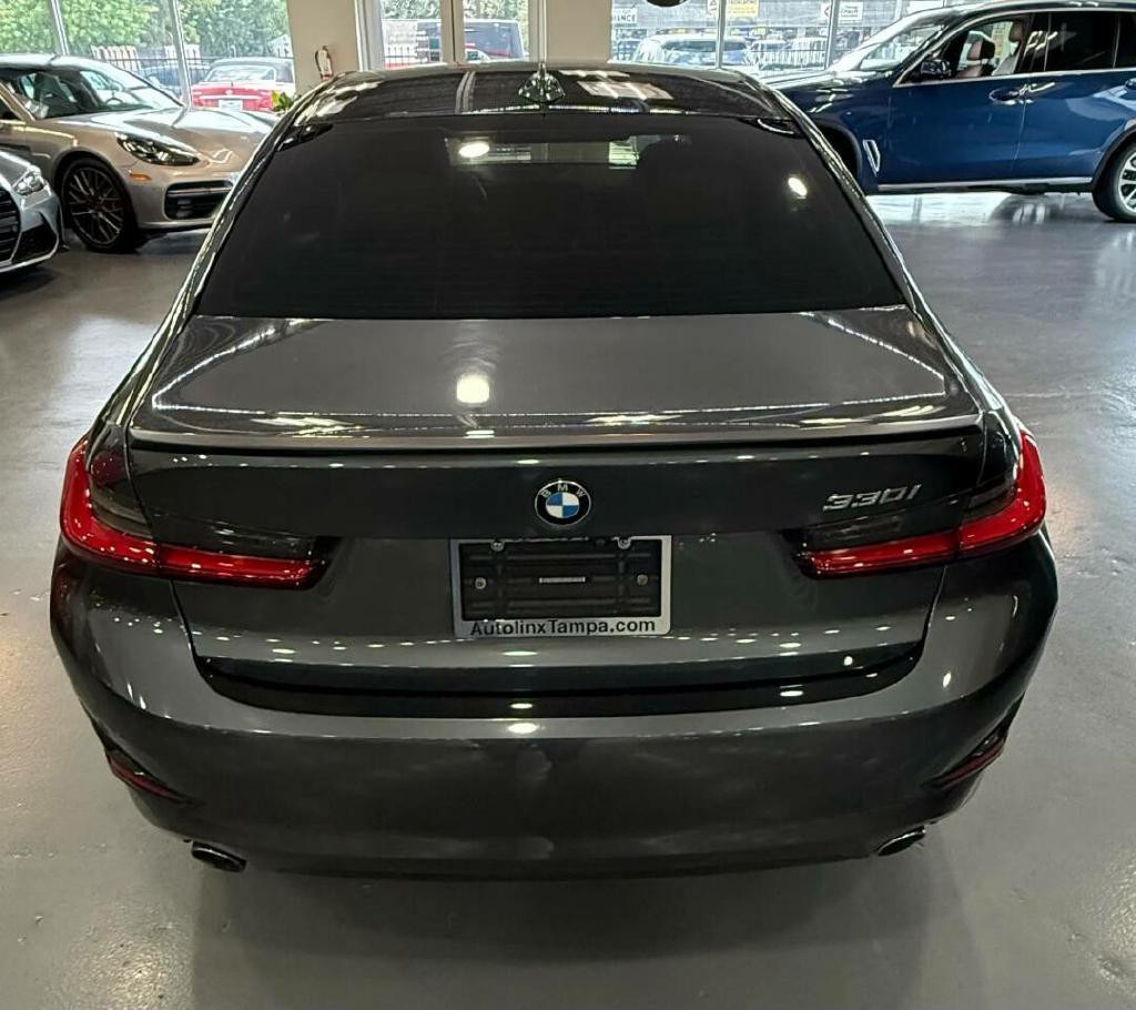 2020 BMW 3 Series Image 9