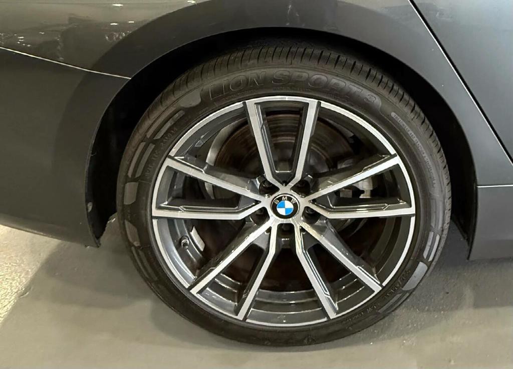 2020 BMW 3 Series Image 14