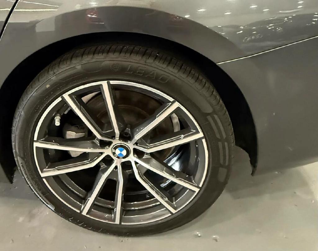 2020 BMW 3 Series Image 15