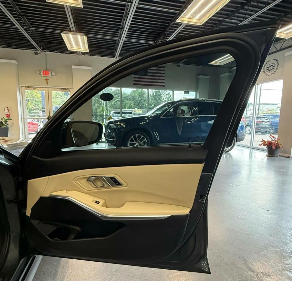 2020 BMW 3 Series Image 20