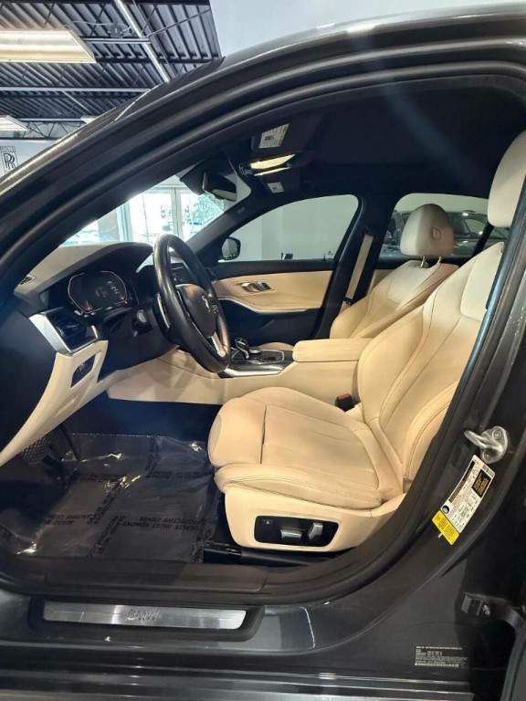 2020 BMW 3 Series Image 21