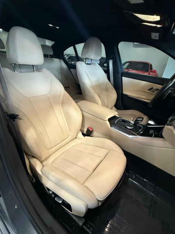 2020 BMW 3 Series Image 25