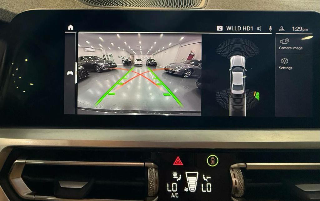 2020 BMW 3 Series Image 32