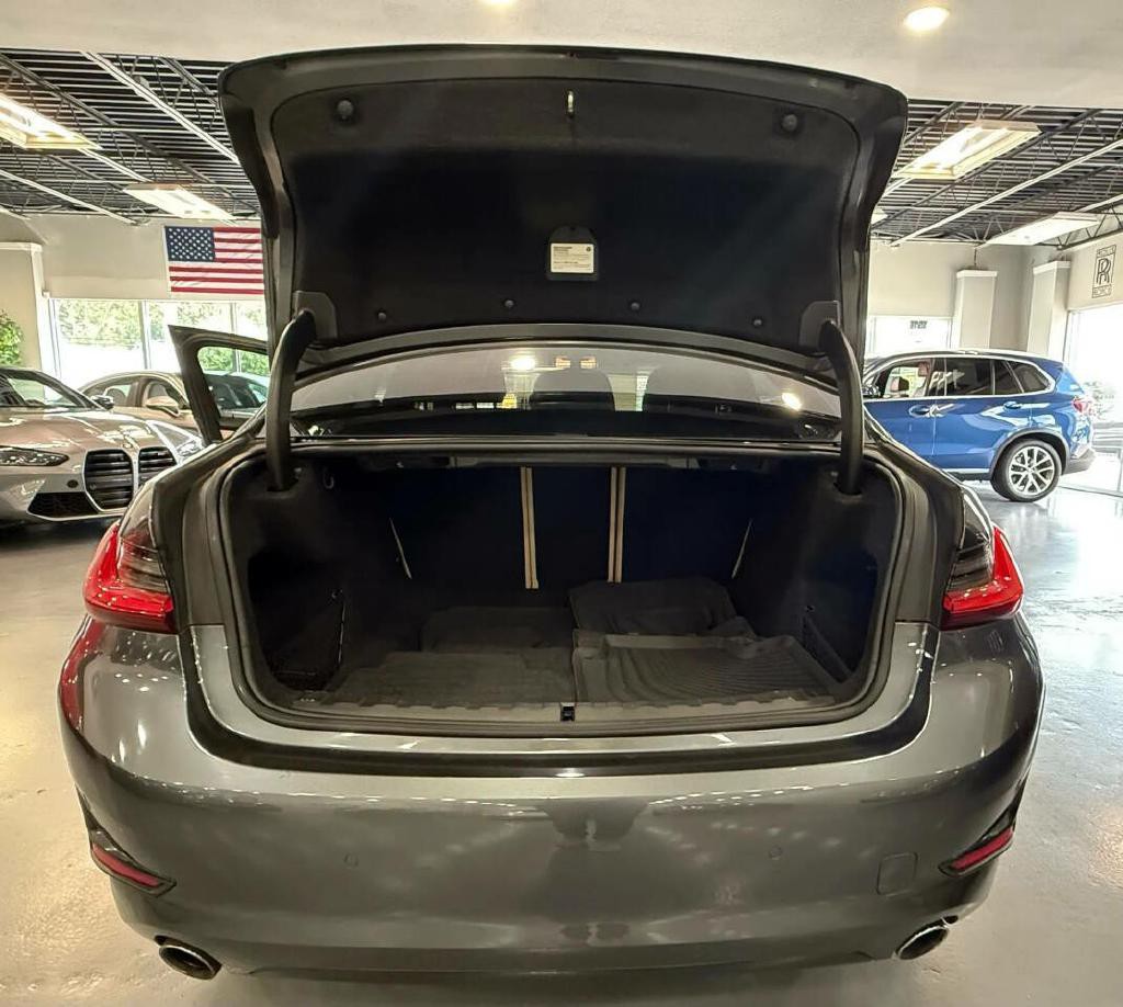 2020 BMW 3 Series Image 36