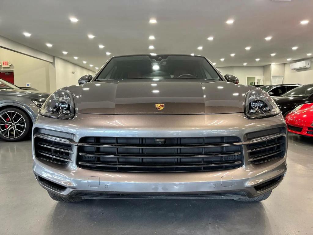 2022 Porsche Cayenne Image 3