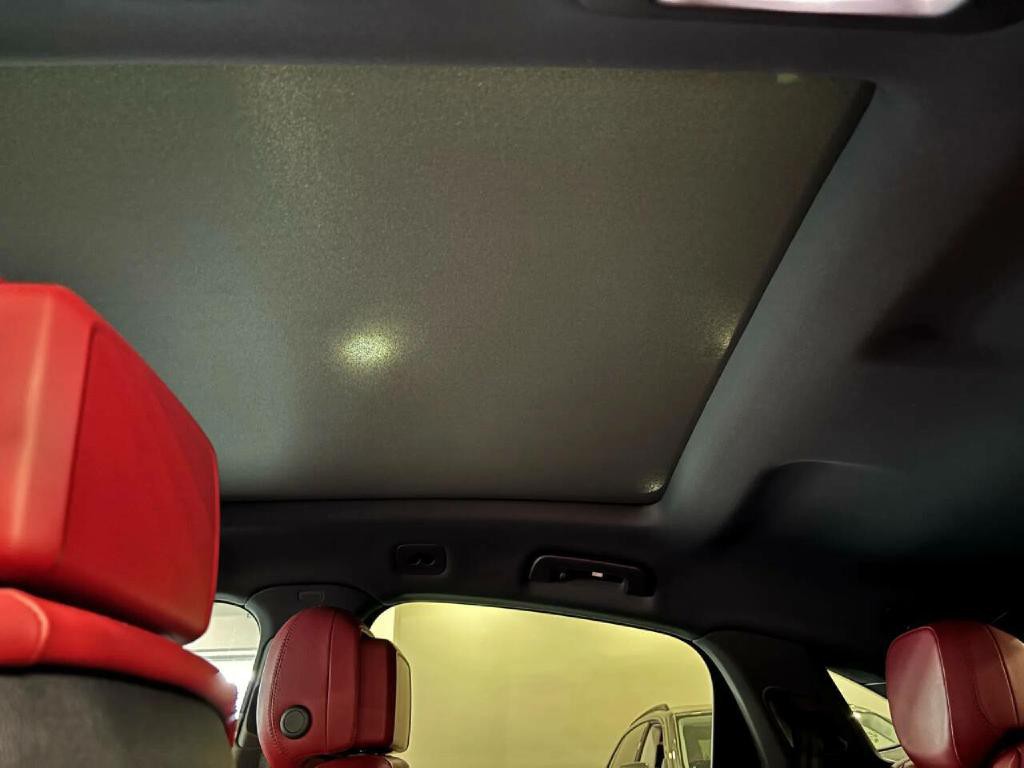 2022 Porsche Cayenne Image 19