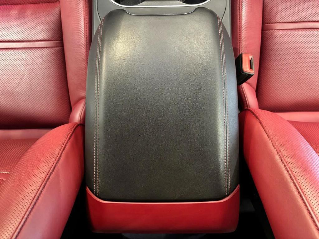 2022 Porsche Cayenne Image 25