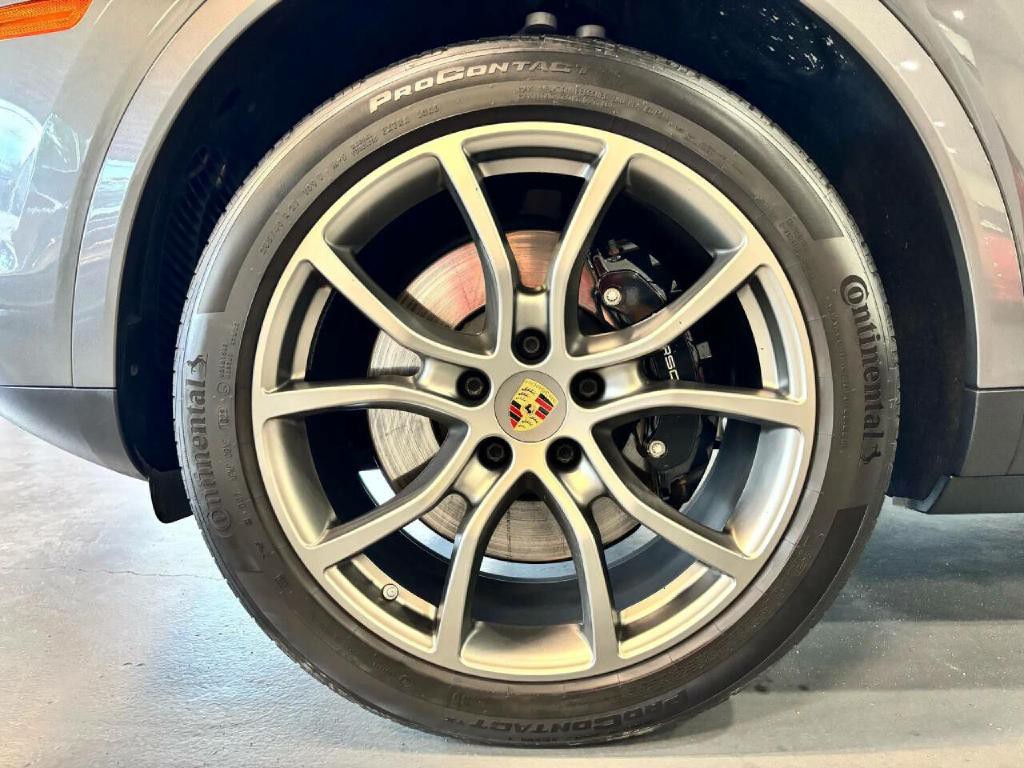 2022 Porsche Cayenne Image 54