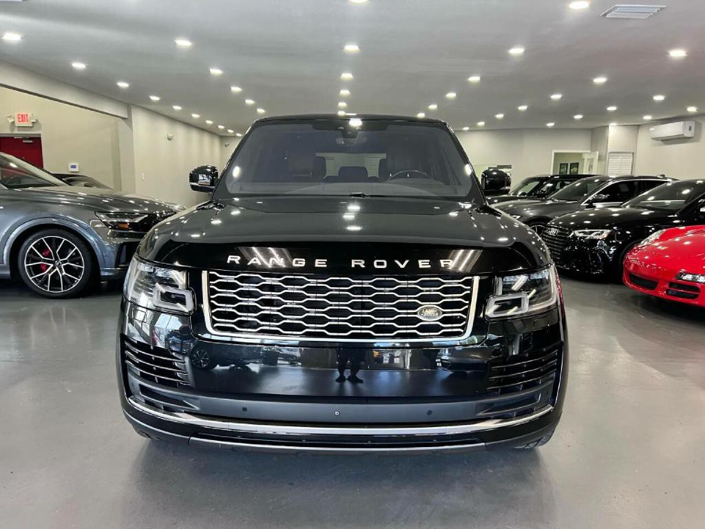 2019 Land Rover Range Rover Image 2