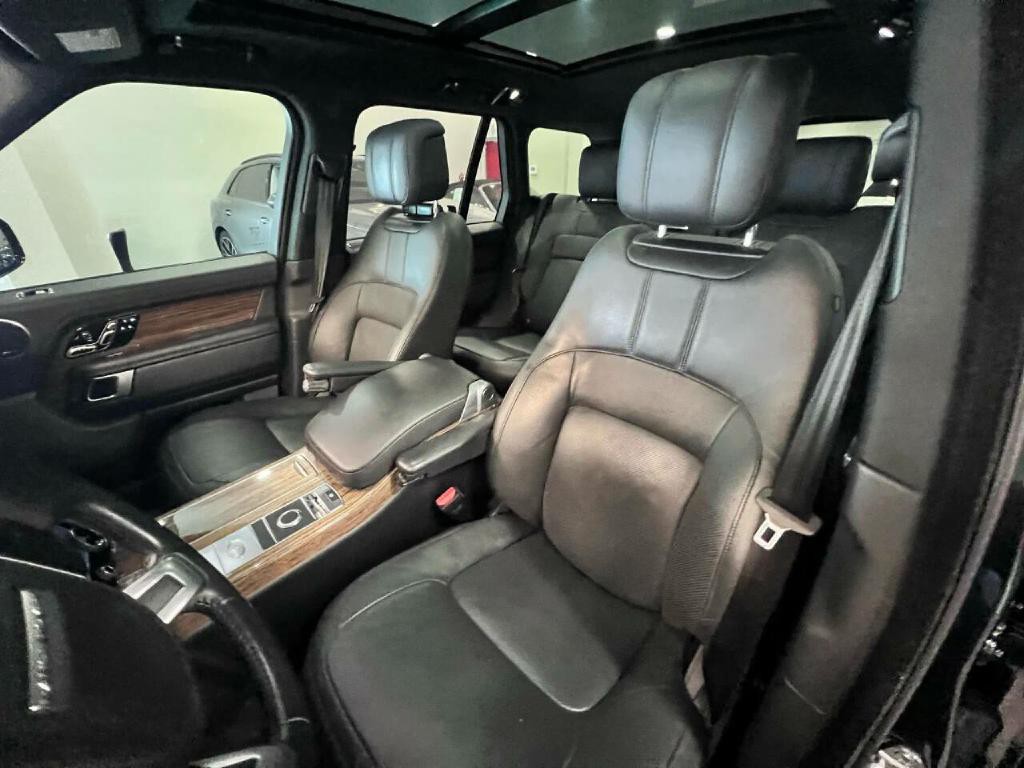 2019 Land Rover Range Rover Image 10