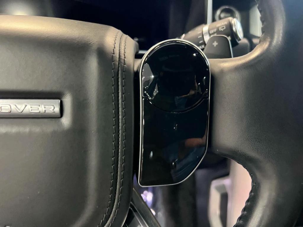 2019 Land Rover Range Rover Image 17