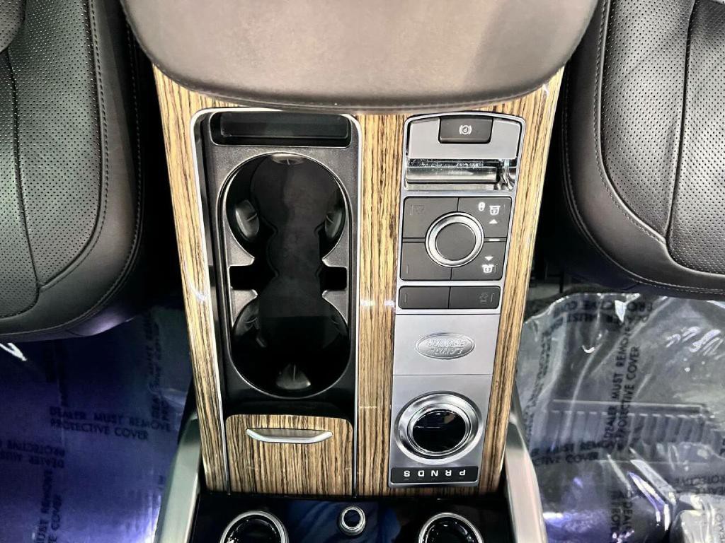 2019 Land Rover Range Rover Image 21