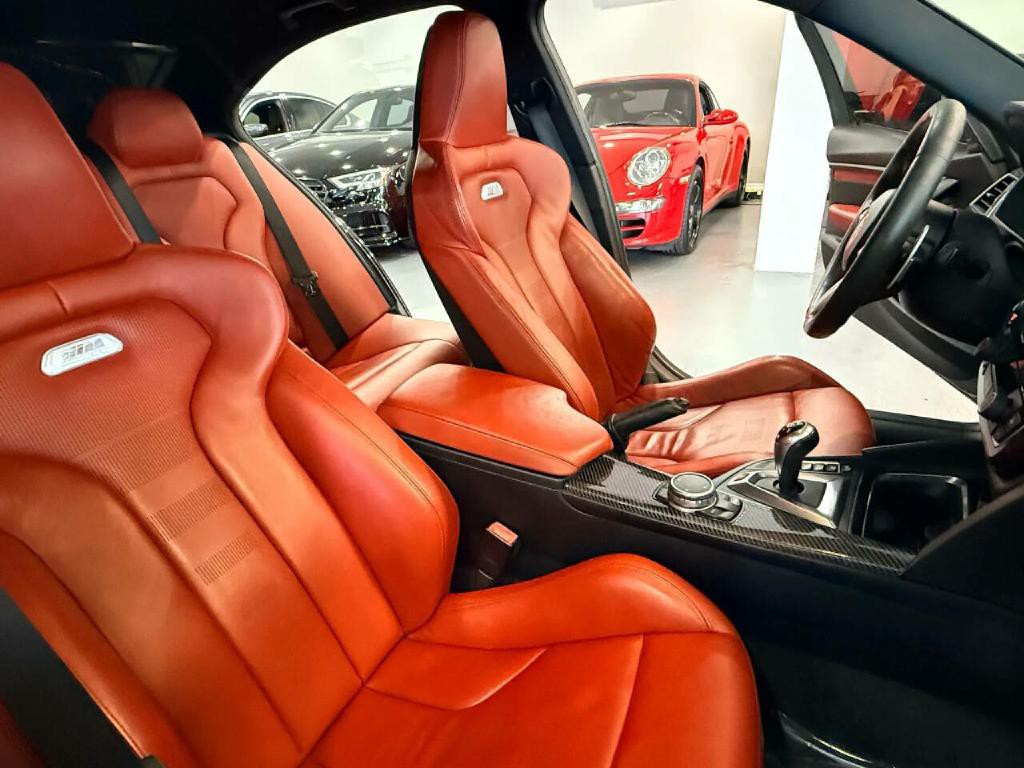 2016 BMW M3 Image 11