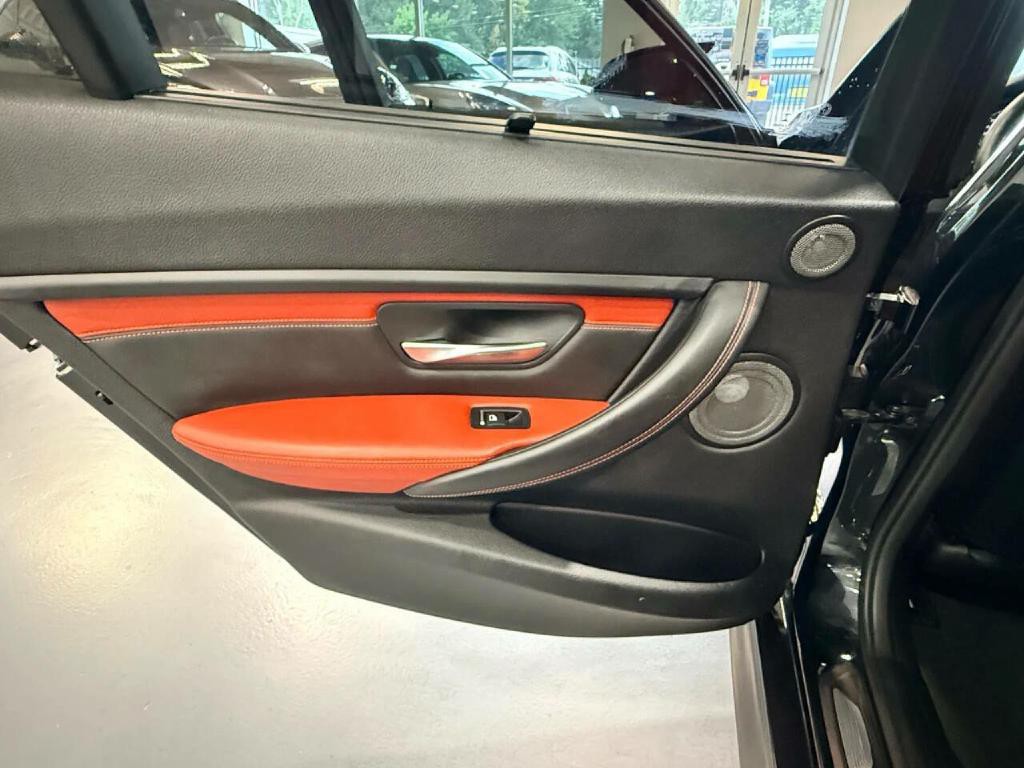 2016 BMW M3 Image 28