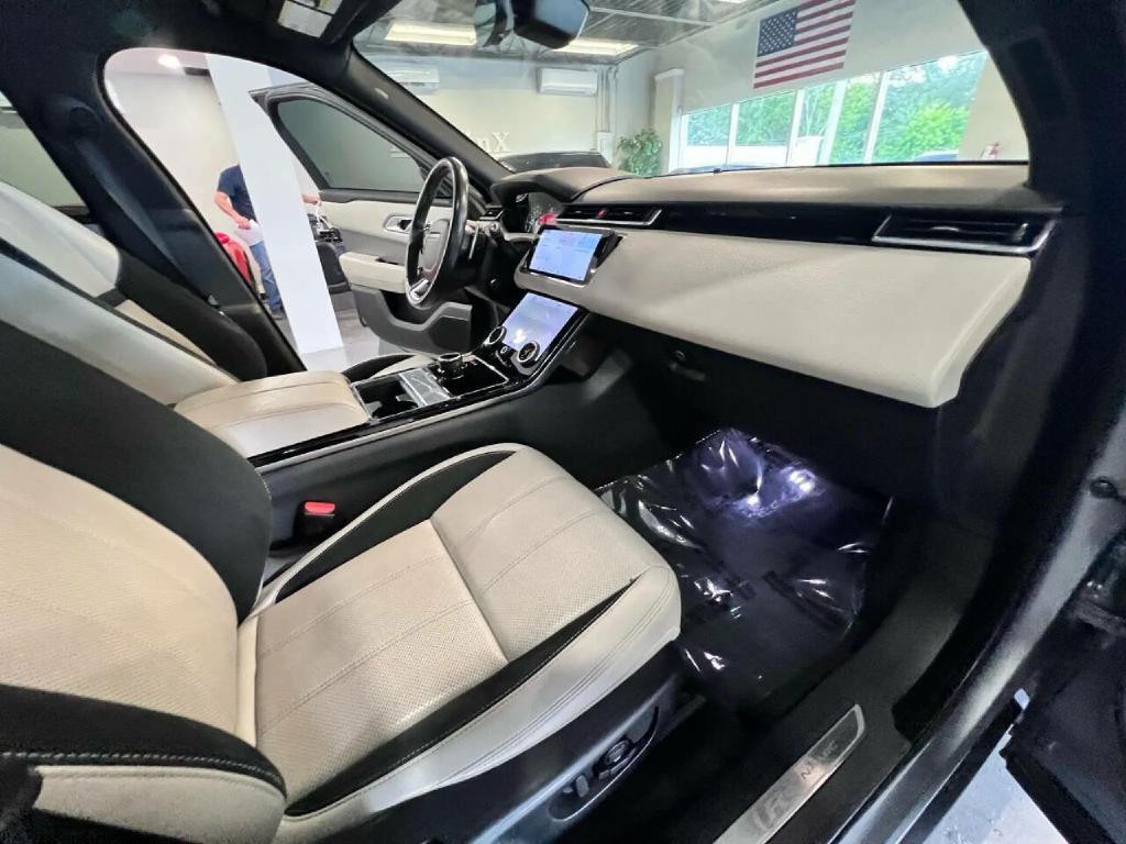 2020 Land Rover Range Rover Image 25