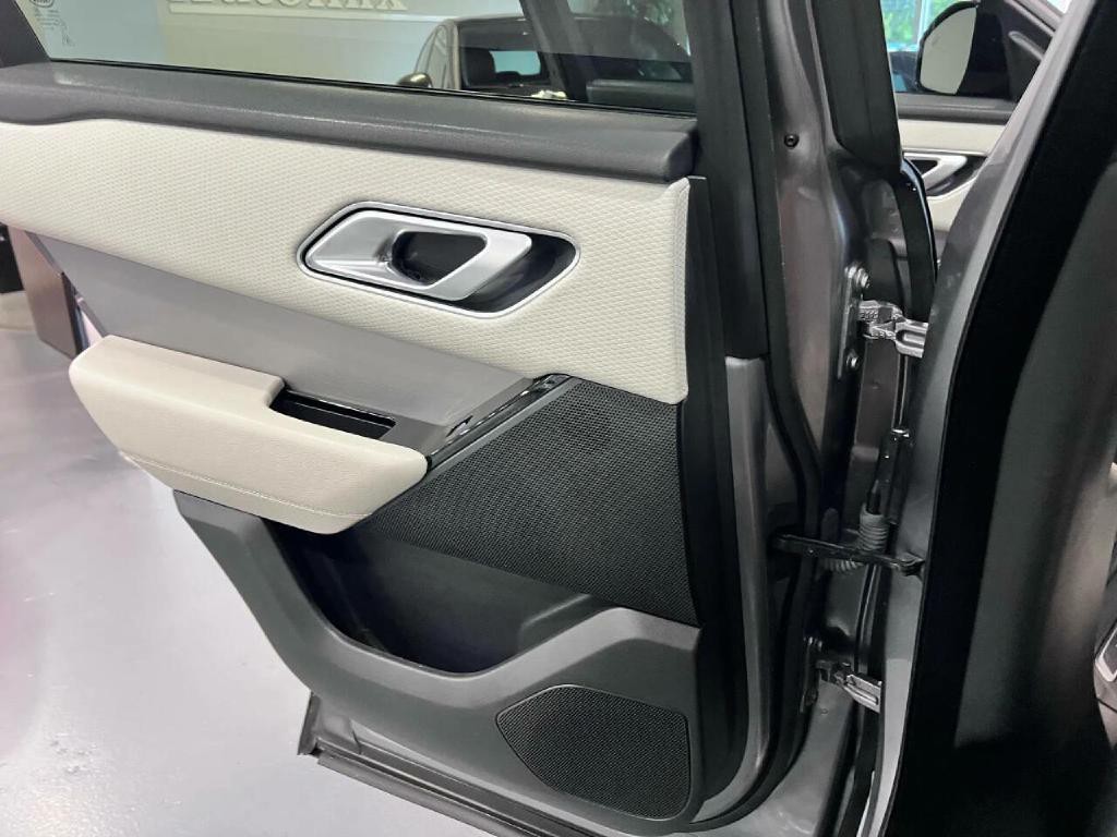 2020 Land Rover Range Rover Image 29