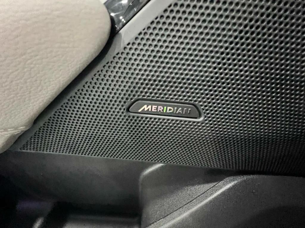 2020 Land Rover Range Rover Image 32