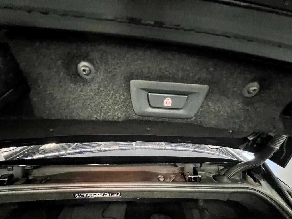 2017 BMW 6 Series Image 32